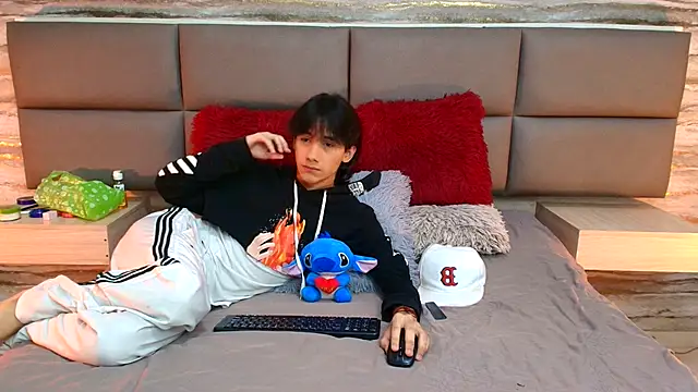 Lovers 21 online show from October 17, 9:39 pm