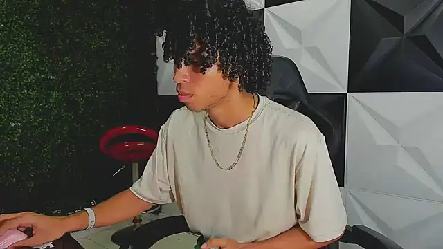 xion ez online show from October 4, 9:24 pm