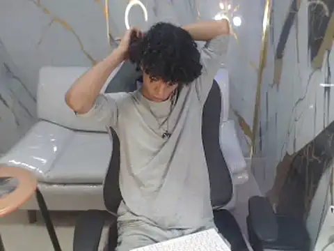 xion ez online show from November 8, 7:45 pm