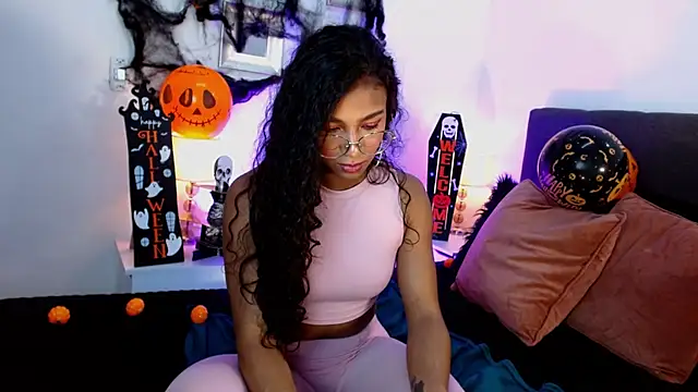 Snapshot of SashaBowei chatting on October 25, 1:46 am SashaBowei online show from October 25, 1:46 am