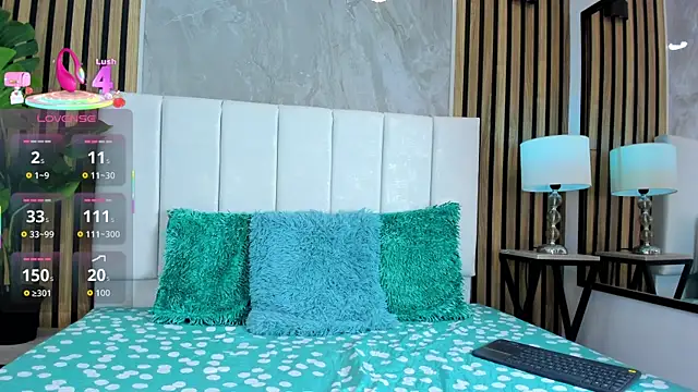 Snapshot of Nyra_18 chatting on November 15, 5:31 pm Nyra 18 online show from November 15, 5:31 pm