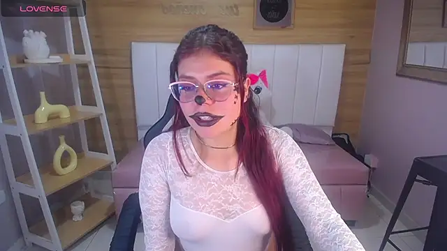 Snapshot of draviana_a_ chatting on October 18, 3:09 am draviana a online show from October 18, 3:09 am