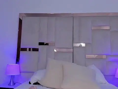 Lia Sin online show from October 18, 1:23 pm