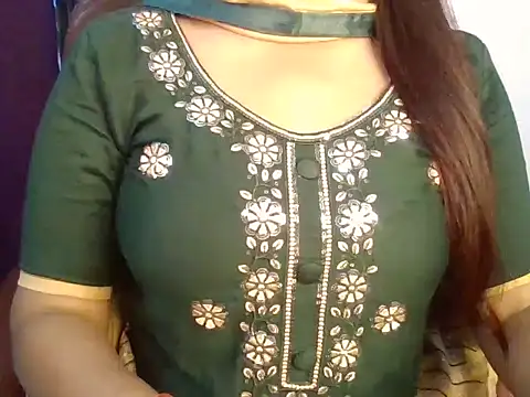 Snapshot of LOVELY_SUKOON chatting on October 2, 4:30 am LOVELY SUKOON online show from October 2, 4:30 am