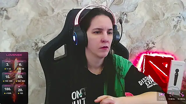 Irwi Tomboy online show from March 29, 9:20 am