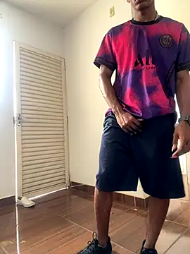 Jronlinejr-05 online show from January 8, 1:02 pm