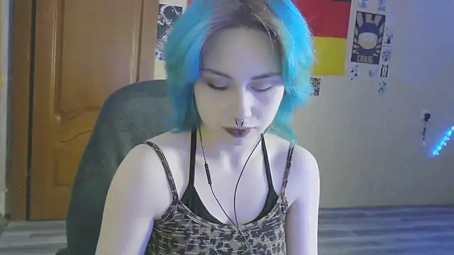 LeisaHopperstad online show from February 5, 2:11 pm