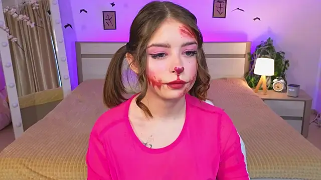 Snapshot of _Amelia_Shine_ chatting on October 24, 7:05 am Amelia Shine online show from October 24, 7:05 am