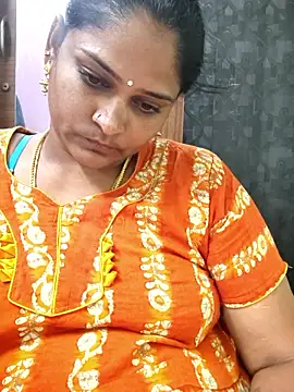 navyasree143 online show from September 30, 3:11 am