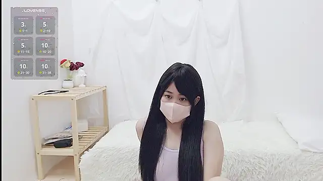 Snapshot of Moj005jp_xo98 chatting on November 12, 2:28 pm Moj005jp xo98 online show from November 12, 2:28 pm