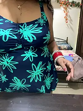 Snapshot of prernasingh2025 chatting on December 5, 6:55 am prernasingh2025 online show from December 5, 6:55 am