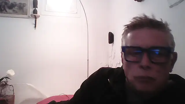 Andyrsdick online show from October 8, 8:17 pm