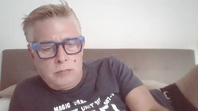 Andyrsdick online show from October 18, 3:35 pm