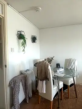 Snapshot of Roxy_30 chatting on November 25, 10:15 am Roxy 30 online show from November 25, 10:15 am