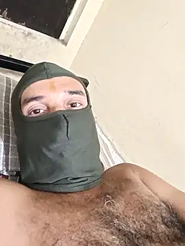 Snapshot of RaviLoveUAll chatting on November 9, 6:39 pm RaviLoveUAll online show from November 9, 6:39 pm