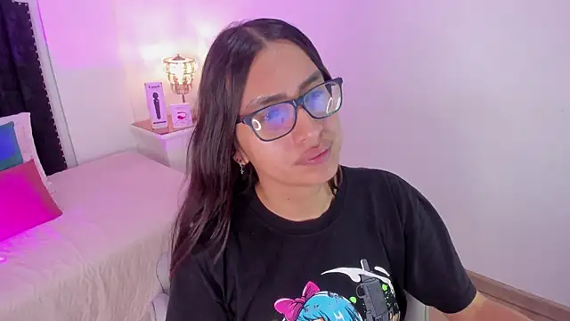 Snapshot of cherrylady_02 chatting on November 7, 11:54 am cherrylady 02 online show from November 7, 11:54 am