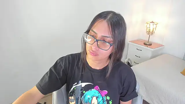 Snapshot of cherrylady_02 chatting on November 30, 12:20 pm cherrylady 02 online show from November 30, 12:20 pm