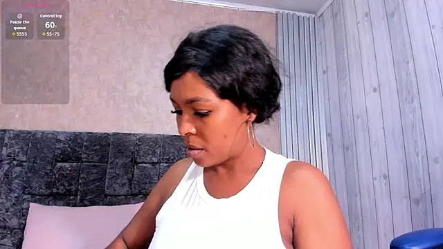 Layla lell online show from November 13, 12:48 pm