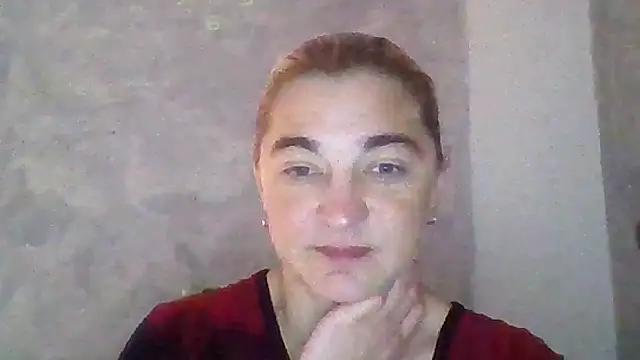 Snapshot of GoldenAngelMilf chatting on October 17, 7:33 am GoldenAngelMilf online show from October 17, 7:33 am