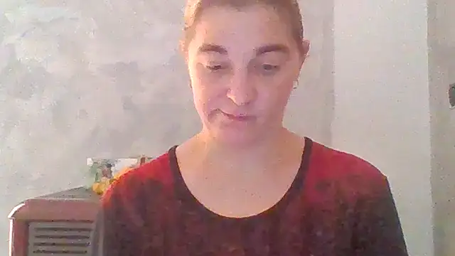 Snapshot of GoldenAngelMilf chatting on November 6, 1:01 pm GoldenAngelMilf online show from November 6, 1:01 pm