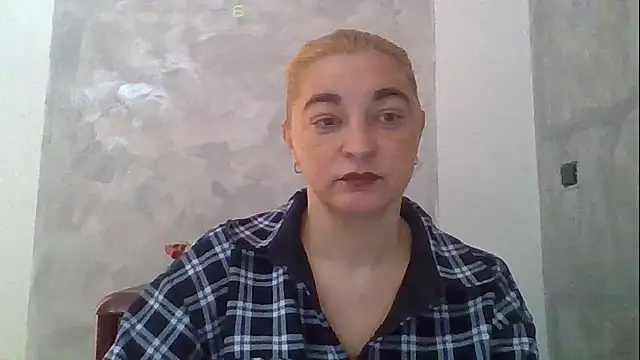 GoldenAngelMilf online show from January 9, 9:01 am