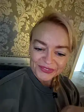 demidelightfulxx online show from October 2, 7:37 am