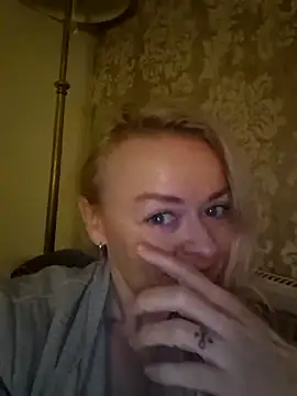 demidelightfulxx online show from October 5, 6:01 am