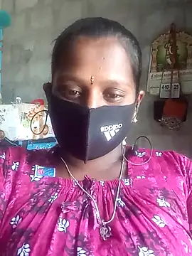 Snapshot of Tamil_Hot_Sandy chatting on October 5, 6:01 am Tamil Hot Sandy online show from October 5, 6:01 am