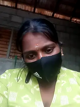 Snapshot of Tamil_Hot_Sandy chatting on October 6, 7:39 am Tamil Hot Sandy online show from October 6, 7:39 am