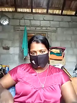 Snapshot of Tamil_Hot_Sandy chatting on November 19, 4:45 am Tamil Hot Sandy online show from November 19, 4:45 am