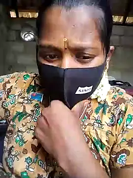 Snapshot of Tamil_Hot_Sandy chatting on November 22, 4:33 am Tamil Hot Sandy online show from November 22, 4:33 am