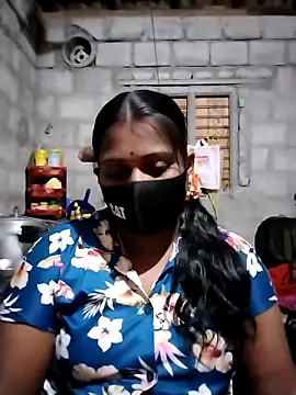 Tamil Hot Sandy online show from February 6, 6:44 pm