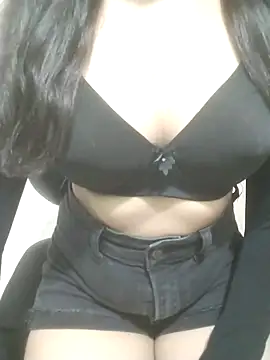 Snapshot of Rosie_Star chatting on October 23, 6:50 pm Rosie Star online show from October 23, 6:50 pm