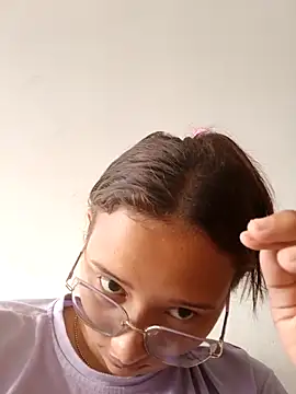 Snapshot of young_dairy01 chatting on October 6, 12:02 pm young dairy01 online show from October 6, 12:02 pm