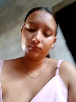Snapshot of young_dairy01 chatting on October 18, 12:50 pm young dairy01 online show from October 18, 12:50 pm