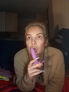 Conny Shellie online show from November 25, 4:23 am