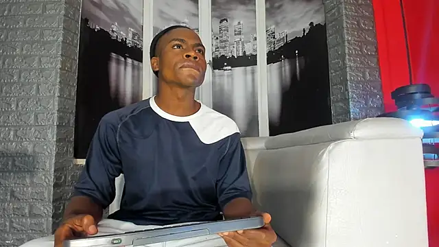 Snapshot of george_lance chatting on October 16, 3:51 am george lance online show from October 16, 3:51 am