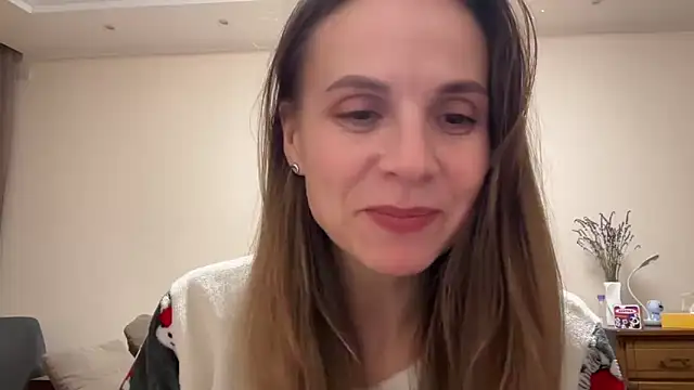 Snapshot of AnnieLove7722 chatting on October 9, 9:46 pm AnnieLove7722 online show from October 9, 9:46 pm