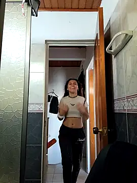 Snapshot of _TOMOE chatting on October 26, 9:21 pm TOMOE online show from October 26, 9:21 pm