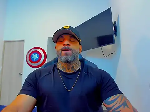 JoshRigby online show from October 11, 7:01 pm