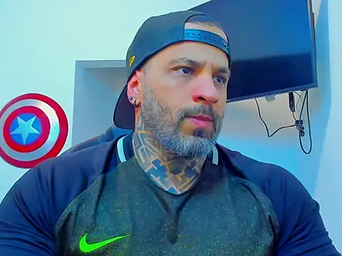 JoshRigby online show from November 19, 7:36 pm