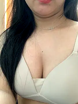 Snapshot of Lydia-a chatting on November 22, 5:39 am Lydia-a online show from November 22, 5:39 am