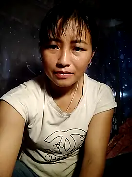 Snapshot of buddy-sexy chatting on October 6, 1:47 am buddy-sexy online show from October 6, 1:47 am