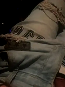 mike221ll online show from November 10, 10:31 pm