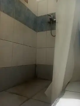 Snapshot of vlbv96UBP chatting on January 8, 8:44 pm vlbv96UBP online show from January 8, 8:44 pm