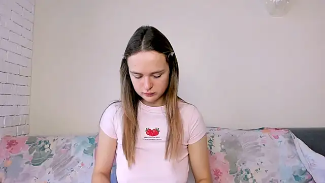 LilMary  online show from March 11, 6:41 am