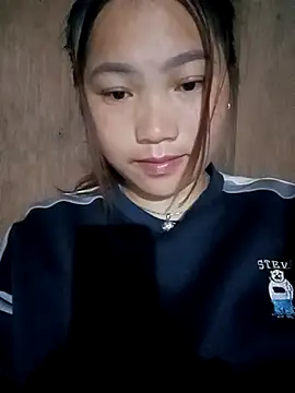 min-xinh online show from December 19, 9:33 pm