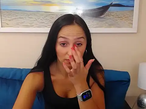 LuisaLive online show from October 9, 6:11 am