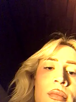 alexawinterrr online show from November 4, 4:11 am