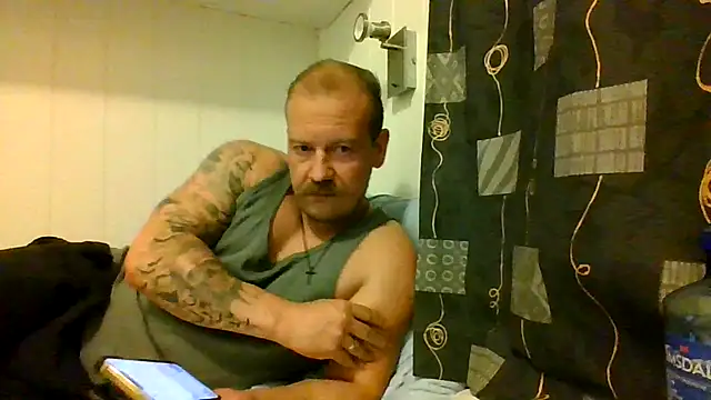 Snapshot of Real_viking chatting on September 26, 9:19 pm Real viking online show from September 26, 9:19 pm